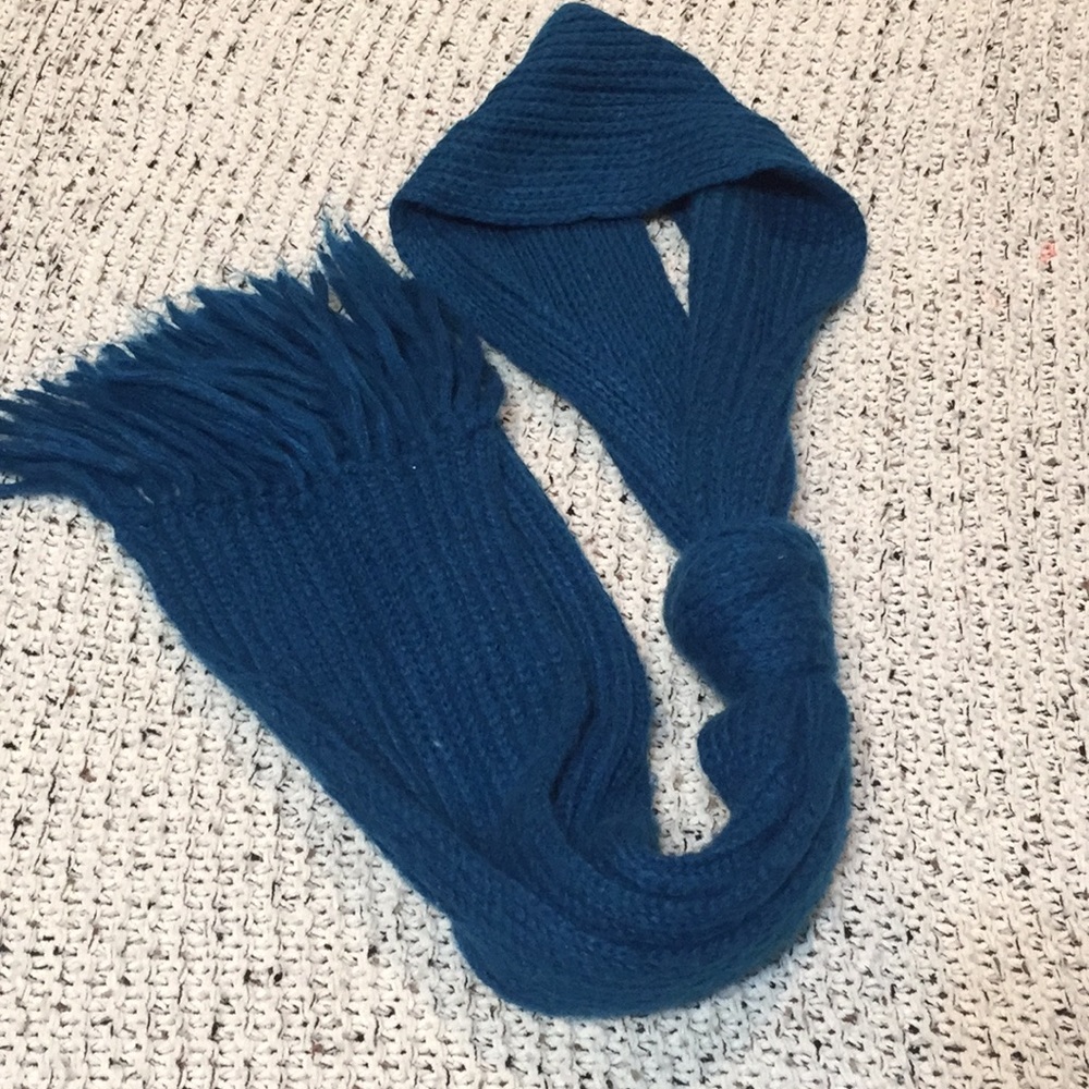 Women’s dark teal blue scarf